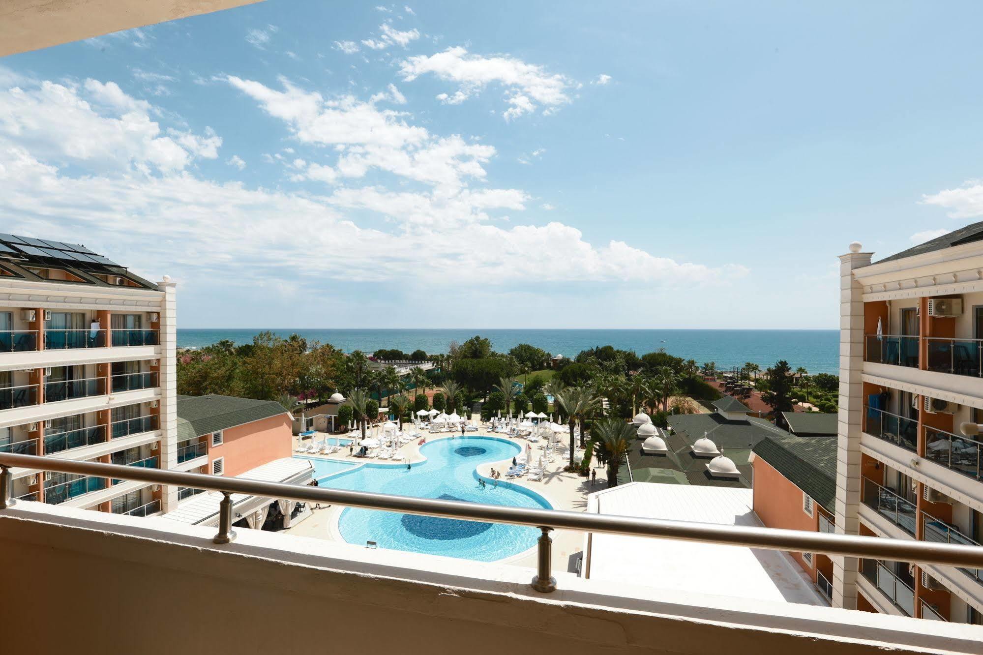 Insula Resort & Spa Alanya Eksteriør billede